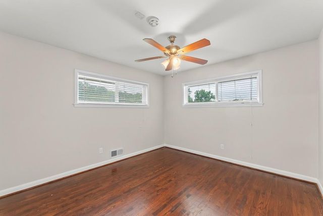 2352 Elmwood SE Circle, Atlanta, GA 30339