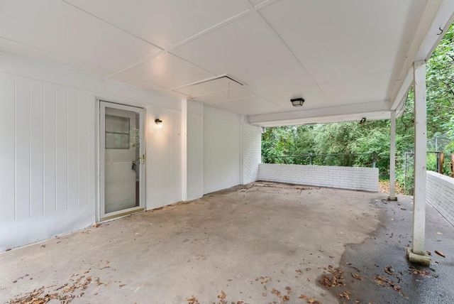 2352 Elmwood SE Circle, Atlanta, GA 30339