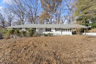 2352 Elmwood SE Circle, Atlanta, GA 30339
