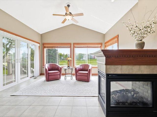 61 N Prairie Pkwy, Valparaiso, IN 46385