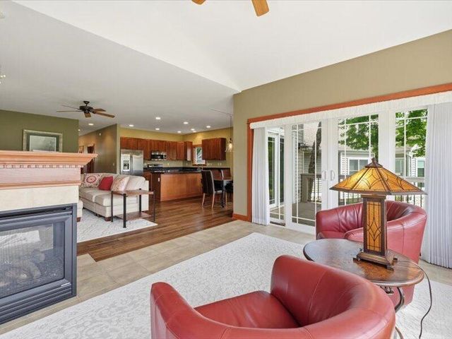 61 N Prairie Pkwy, Valparaiso, IN 46385