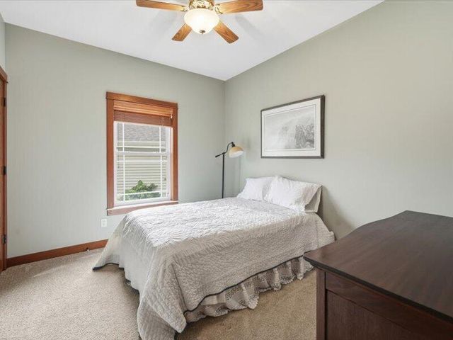 61 N Prairie Pkwy, Valparaiso, IN 46385