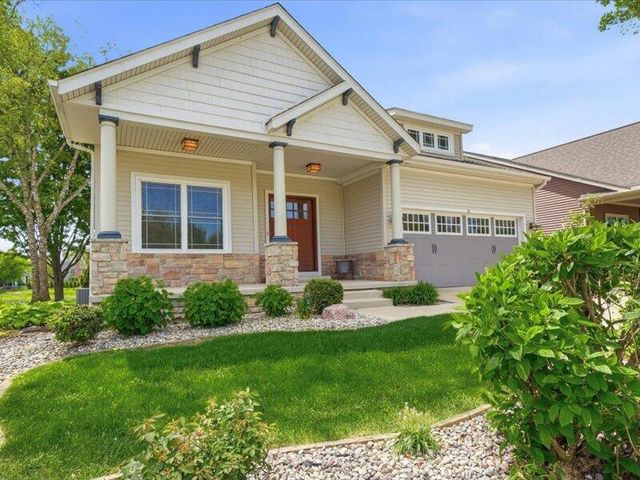 61 N Prairie Pkwy, Valparaiso, IN 46385