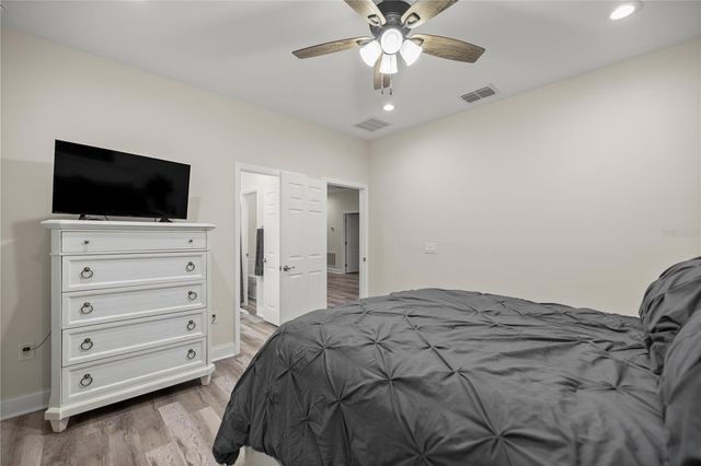 2 MAGNOLIA PASS TRACE, Ocklawaha, FL 32179