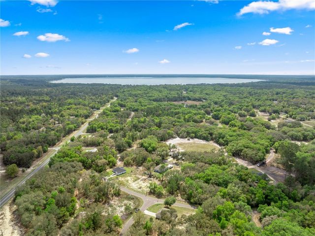 2 MAGNOLIA PASS TRACE, Ocklawaha, FL 32179