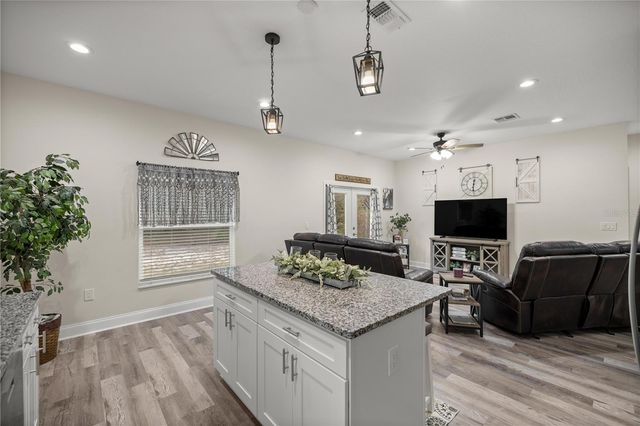 2 MAGNOLIA PASS TRACE, Ocklawaha, FL 32179