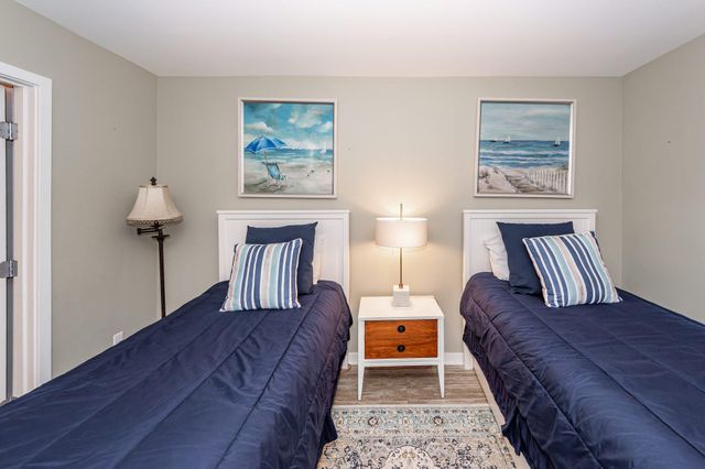 26 Fairway Dunes Lane, Isle Of Palms, SC 29451