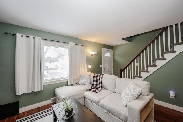 21 Erie Street, Manchester, NH 03102