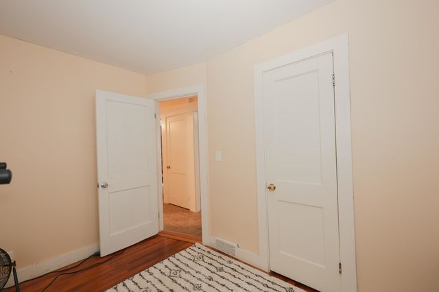 21 Erie Street, Manchester, NH 03102