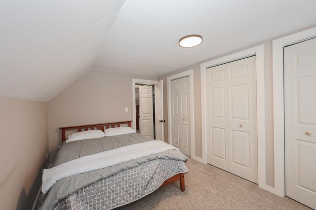 21 Erie Street, Manchester, NH 03102