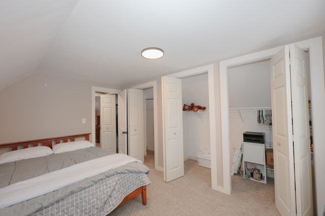 21 Erie Street, Manchester, NH 03102