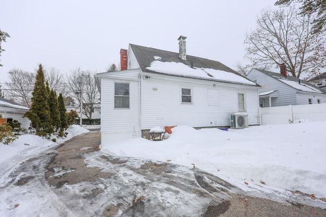 21 Erie Street, Manchester, NH 03102
