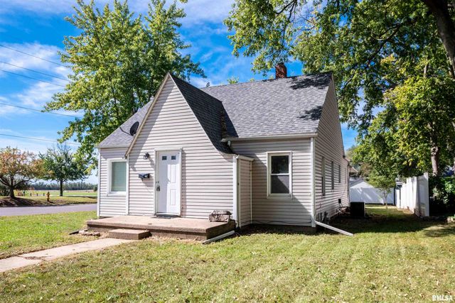 1533 BACON Street, Pekin, IL 61554