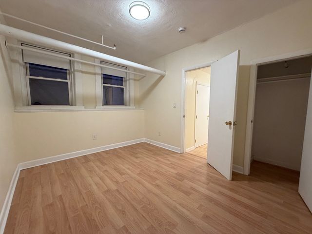 1127 Commonwealth Ave. 34, Boston, MA 02134