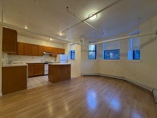 1127 Commonwealth Ave. 34, Boston, MA 02134