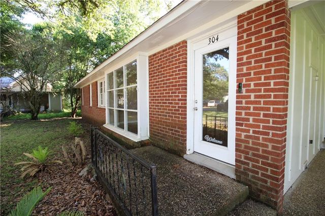 304 S LOUISIANA Avenue, Bunkie, LA 71322