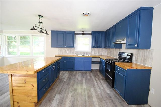 304 S LOUISIANA Avenue, Bunkie, LA 71322