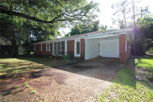 304 S LOUISIANA Avenue, Bunkie, LA 71322
