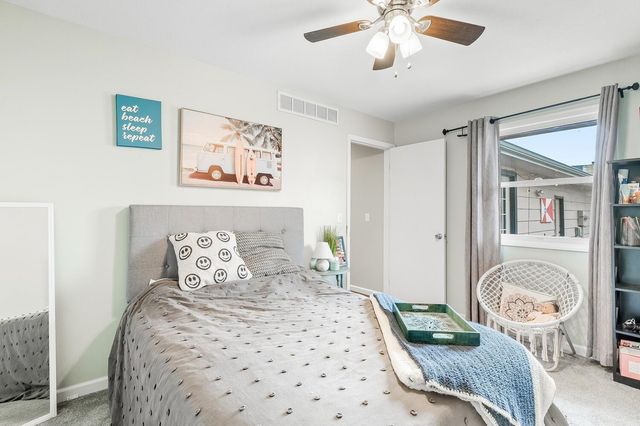 8512 E Scott St, Wichita, KS 67210