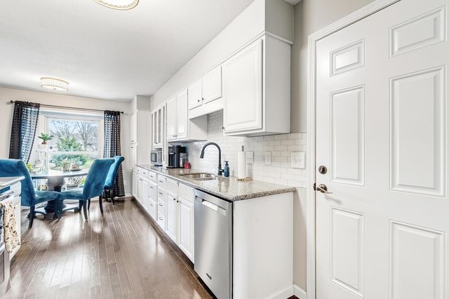 8512 E Scott St, Wichita, KS 67210