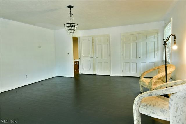 1109 Mansell Drive, Youngstown, OH 44505