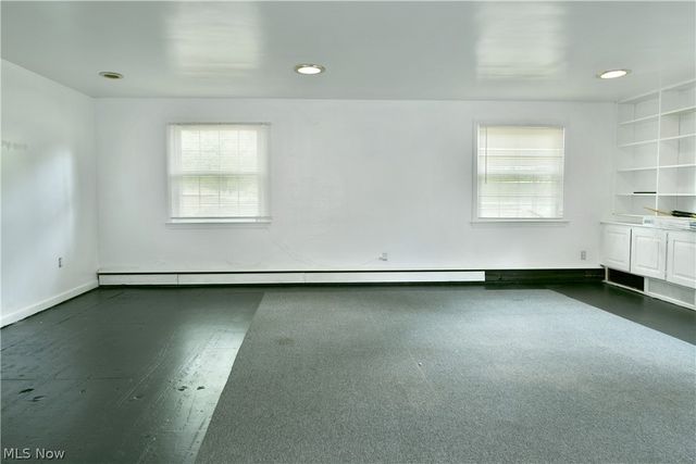 1109 Mansell Drive, Youngstown, OH 44505