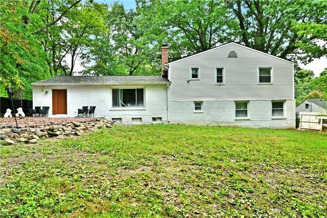 1109 Mansell Drive, Youngstown, OH 44505