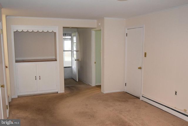 2644 LONGFELLOW DR, Wilmington, DE 19808