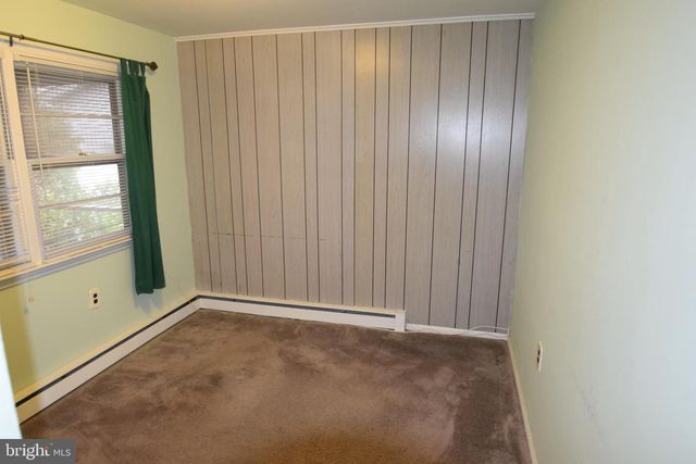 2644 LONGFELLOW DR, Wilmington, DE 19808