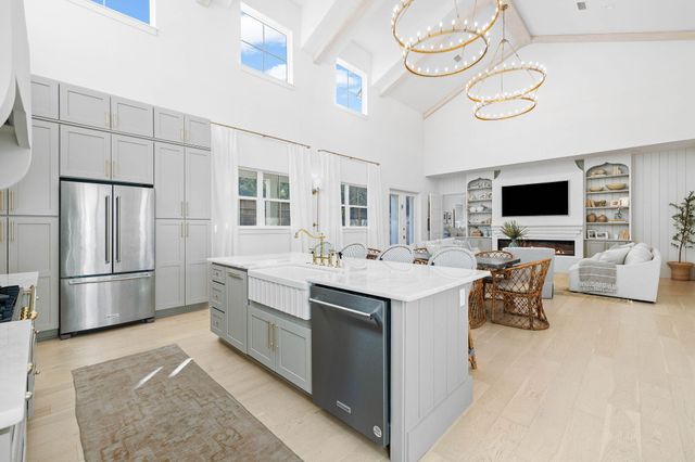 116 W Lamb Drive, Santa Rosa Beach, FL 32459