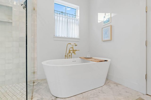 116 W Lamb Drive, Santa Rosa Beach, FL 32459