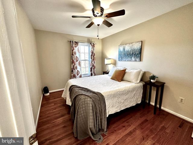 7027 CHESLEY SEARCH WAY, Alexandria, VA 22315