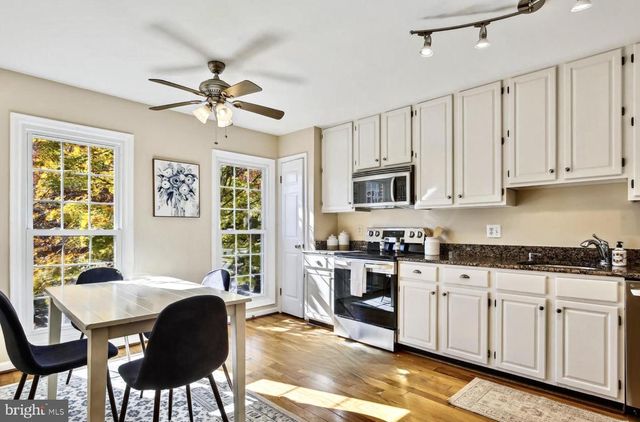 7027 CHESLEY SEARCH WAY, Alexandria, VA 22315