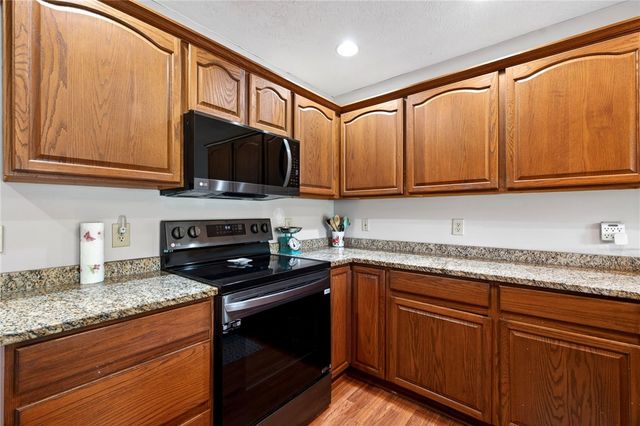 4996 Shannon Avenue, Bethel Twp, OH 45504
