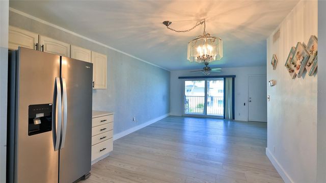 335 N CAUSEWAY #F-21, New Smyrna Beach, FL 32169