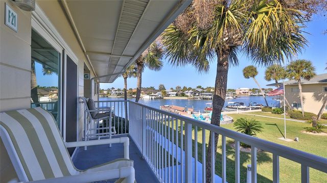 335 N CAUSEWAY #F-21, New Smyrna Beach, FL 32169
