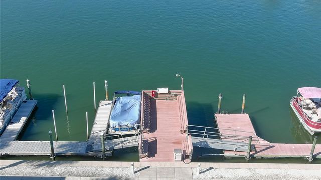 335 N CAUSEWAY #F-21, New Smyrna Beach, FL 32169