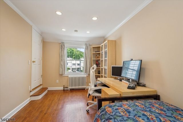14 Bancroft Pl, Fair Lawn Boro, NJ 07410