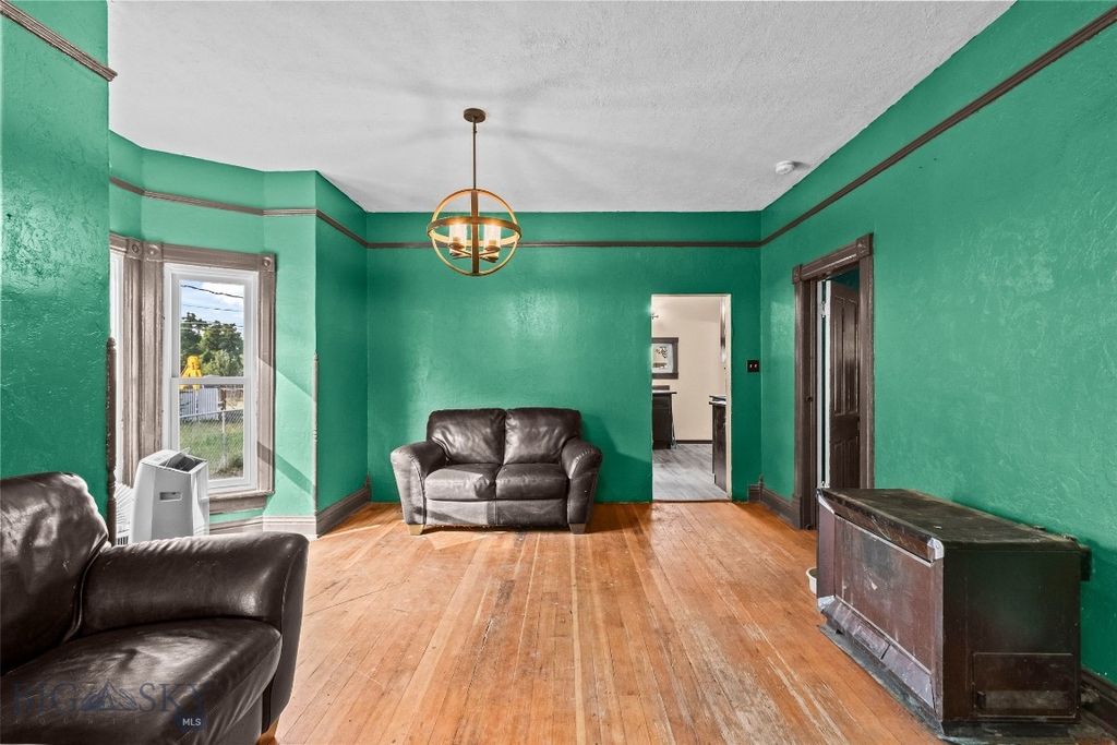 109 N G Street, Livingston, MT 59047 photo 3