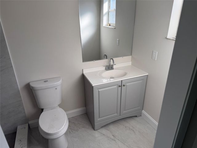 703 SW 4th Avenue, Boynton Beach, FL 33426