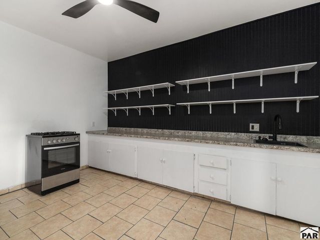 1612 Cedar St, Pueblo, CO 81004