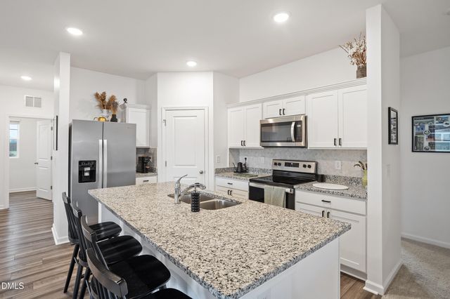 303 Kenison Way, Pikeville, NC 27863