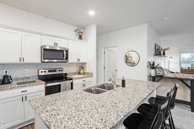 303 Kenison Way, Pikeville, NC 27863