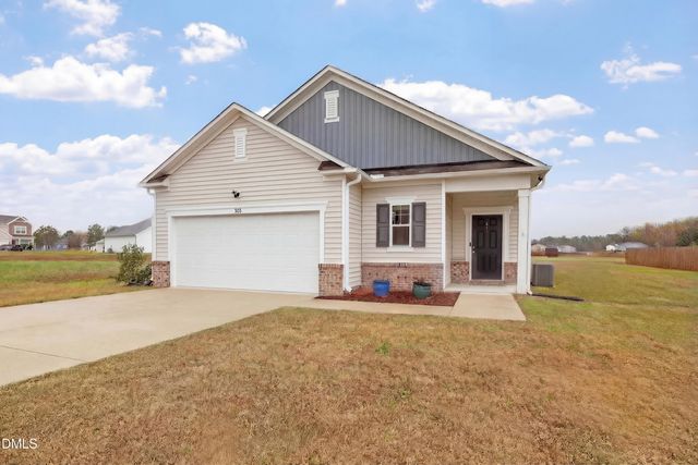 303 Kenison Way, Pikeville, NC 27863