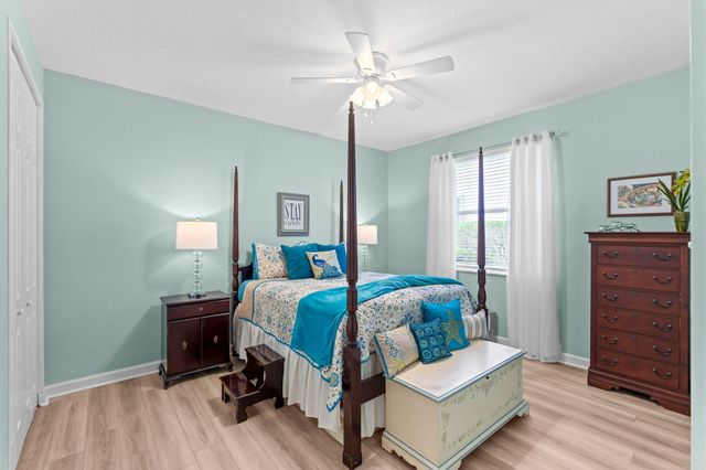 21704 Fall River Drive, Boca Raton, FL 33428