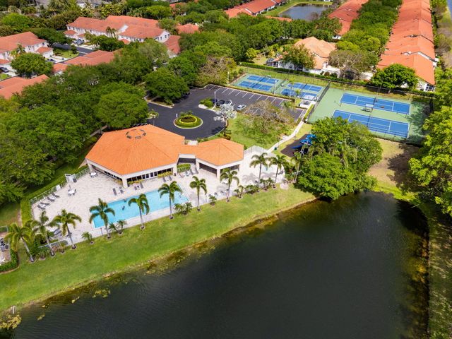 21704 Fall River Drive, Boca Raton, FL 33428