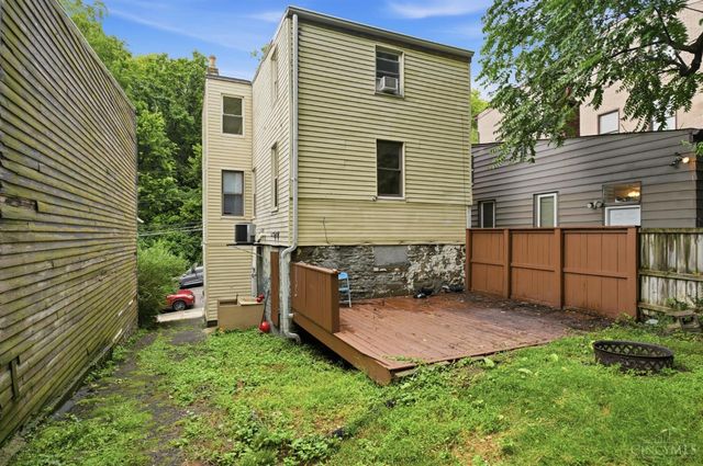 2212 Ravine Street, Cincinnati, OH 45219