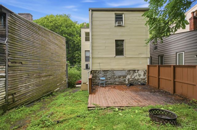 2212 Ravine Street, Cincinnati, OH 45219