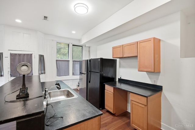 2212 Ravine Street, Cincinnati, OH 45219