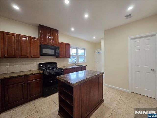 89 Watsessing Avenue 1, Bloomfield, NJ 07003